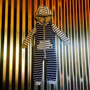 🎁 2 FOR $15 Navy Blue and White Striped Pajamas